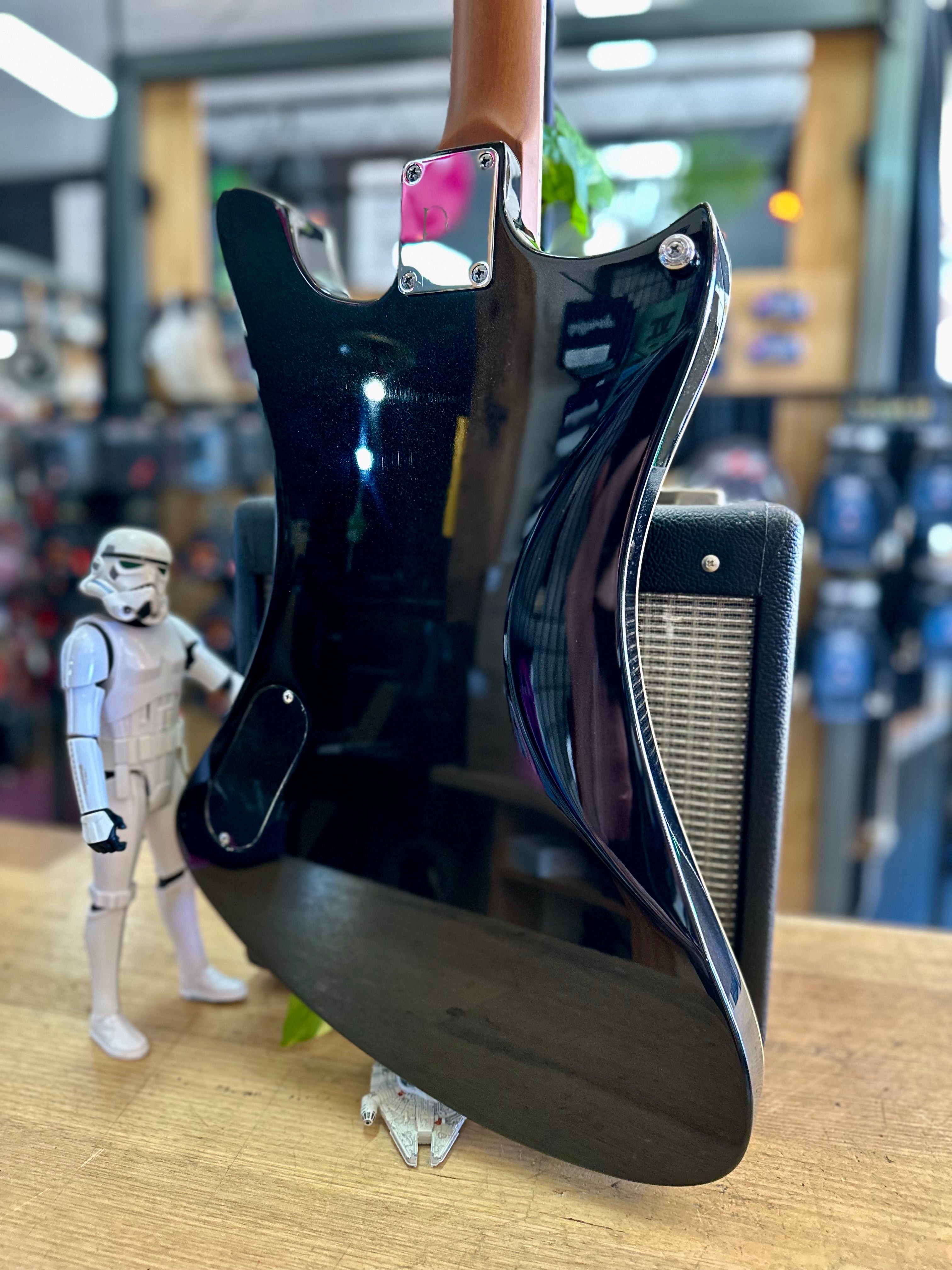 PureSalem | La Bruja | Opal Black PureSalem | La Bruja | Opal Black